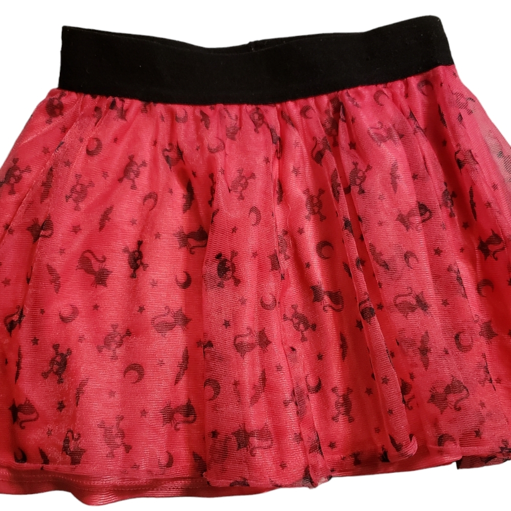 Little girls size 4T skorter. Pink and black Halloween themed.